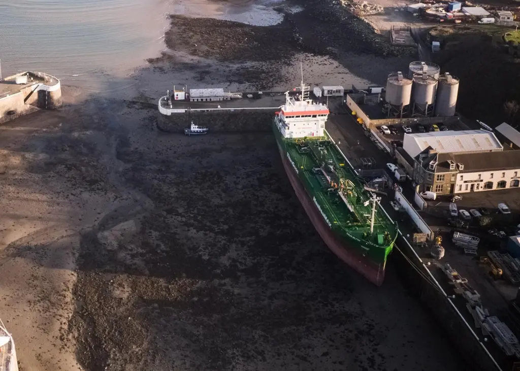 Thun Blyth, safely aground at low tide in St Sampson, Guernsey.(credit: Geos Group).