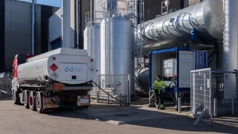 Delivery of methanol at the Alfa Laval Test & Training Centre