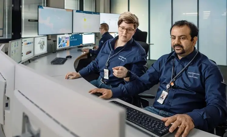 With Expert Insight, specialists at Wärtsilä Expertise Centres support customers by providing proactive advice and recommendations to maintain the operational efficiency of their vessels. (Copyright: Wärtsilä)