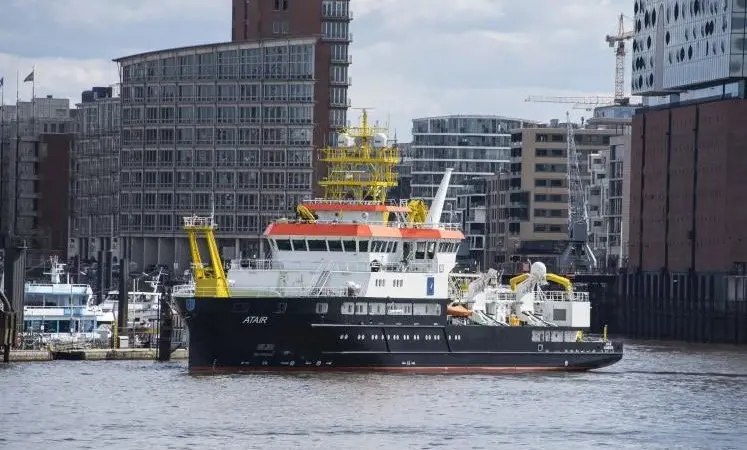 The impressive multi-purpose LNG newbuild Atair goes into action for Hamburg’s BSH..