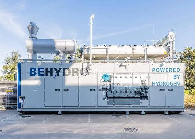 CMB plans to scale the BeHydro technology up to produce engines up to 10MW for a wide variety of industrial, maritime and port applications.