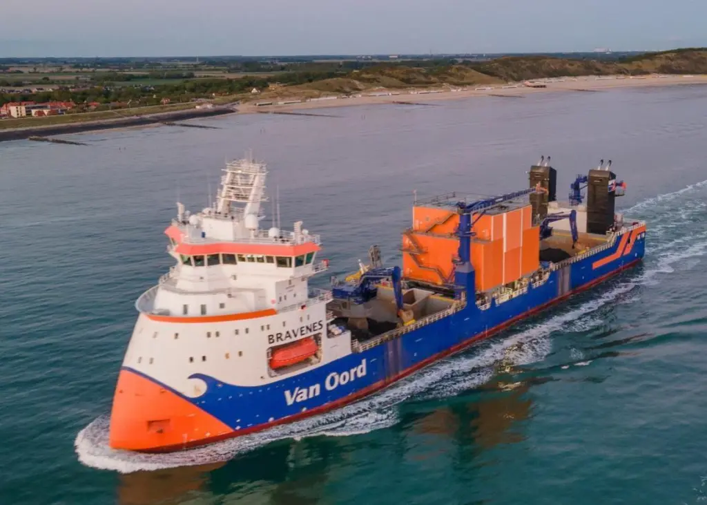Van Oord is to install FuelSave's FS Marine+ system aboard its subsea rock installation vessel Bravenes. (credit: Van Oord)