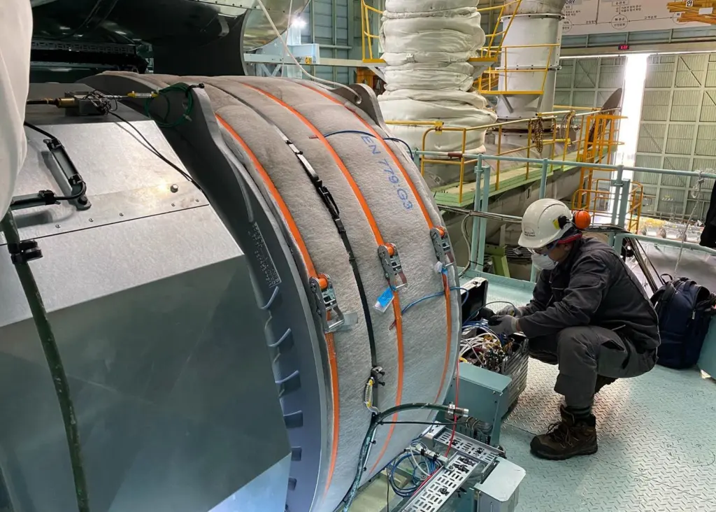 The PBST TCT60 type turbocharger pictured during the shop test at HSD Engine in Korea. (credit: PBST)