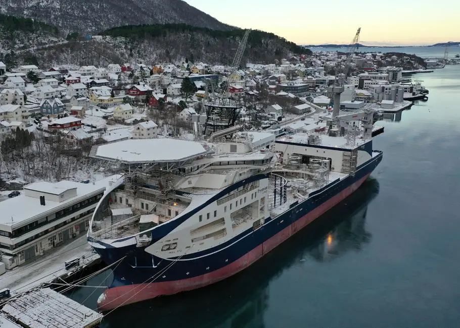 Versatile addition to the Italian fleet, cableship Leonardo da Vinci.(credit: Prysmian Group).