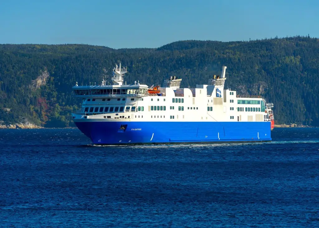 The F.A. Gauthier operates primarily on LNG fuel, and its Wärtsilä dual-fuel engines and other Wärtsilä equipment are covered by a customised Wärtsilä Optimised Maintenance Agreement. (© Societé des Traversiers du Quebec, STQ)