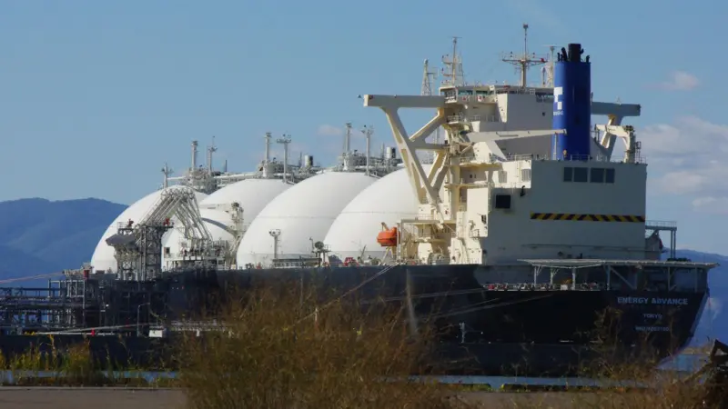 LR, KSOE and HHI are creating a digital twin for a large LNG carrier Photo: wikimedia