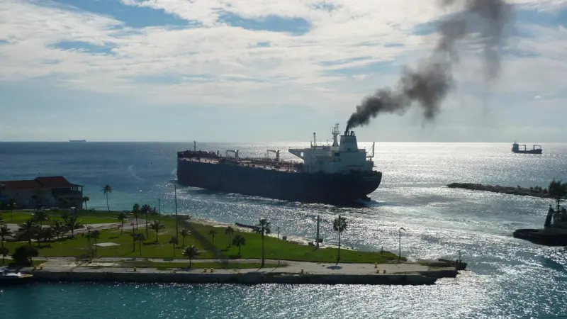 Shipping accounts for around 80% of global trade and 3% of GHG emissions Photo: freeimageslive.co.uk/silvervoyager