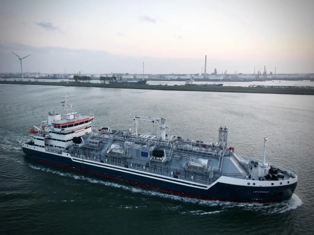The Optimus represents the first reference for Damen's LGC 6000 LNG bunkering vessel design.