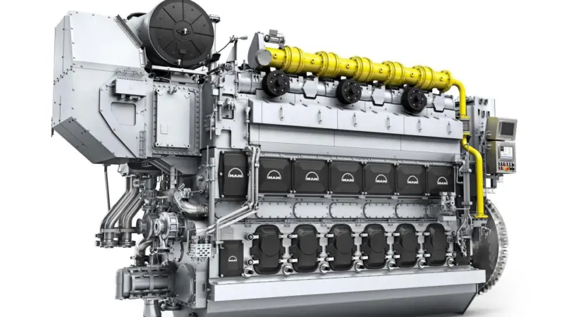 The MAN 35/44DF engine