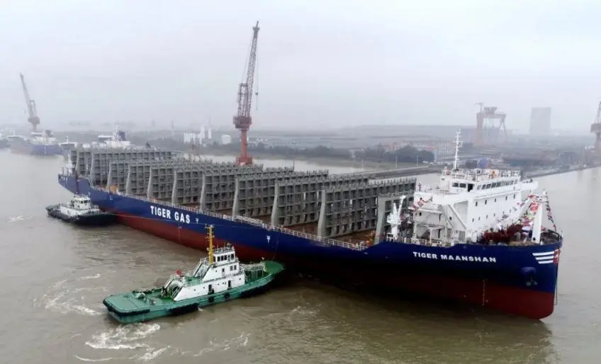 Second-of-class Tiger Maanshan for LNG trade in containers.