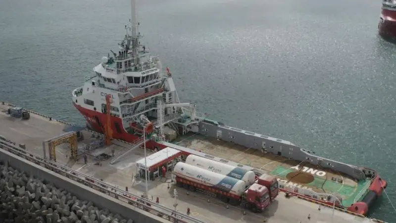 China National Offshore Oil Company (CNOOC) began commercial LNG bunkering operations at Macun port in Hainan on 20 November.