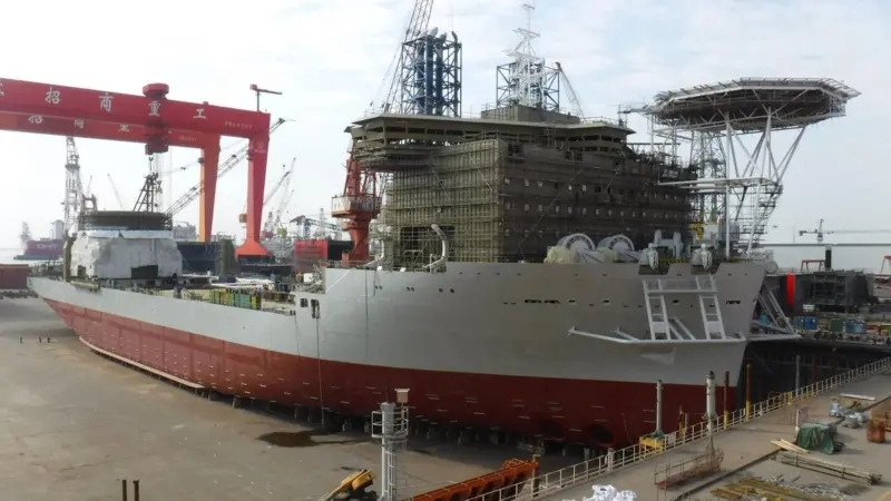 The float out of Les Alizés was completed on 6 January 2022, when a launch ceremony was held at CMHI Haimen shipyard.