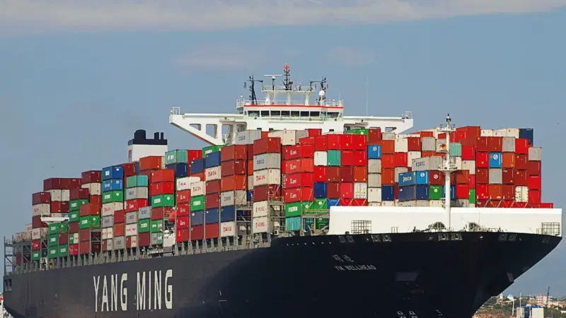 Seaspan Corporation, a wholly owned subsidiary of Atlas Corp., has finalised financing for its 70 containership newbuild program.