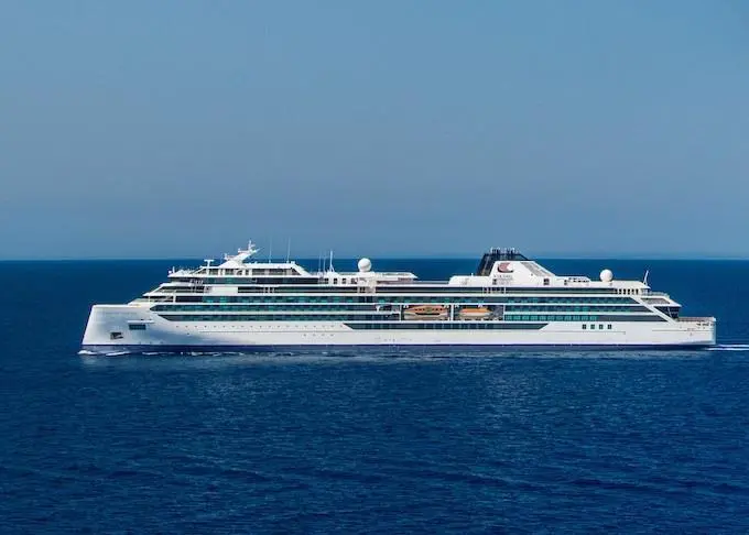 Polar cruiser Viking Octantis displays distinctive lines crafted to maximise seakeeping performance, comfort and energy efficiency.