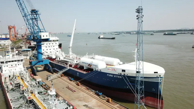 Furetank has signed a contract for a ninth vessel in the Vinga class of dual-fuel tankers with China Merchants Jinling Shipyard.