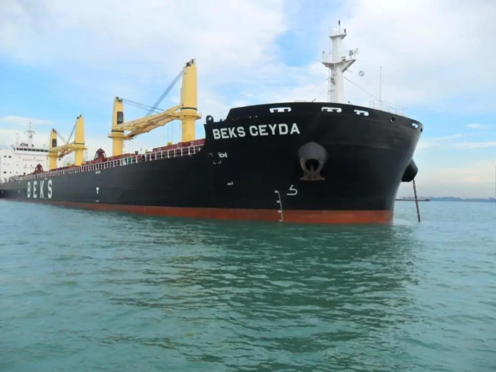 TFG Marine supplied 750 mt of B30 VLSFO bunker fuel to the Beks Ceyda bulk carrier in the Port of Rotterdam