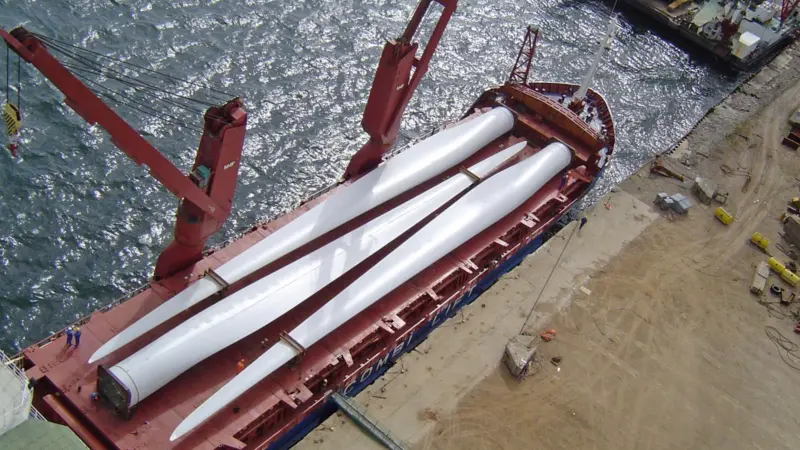 J-DeEP has been working on a feasibility study to install the green hydrogen plant near offshore wind farms off the coast of Scotland.