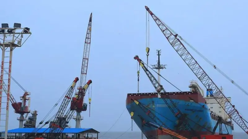 Maersk has identified recycled steel from ship demolitions as a viable raw material for steel consumers with net-zero emissions targets.