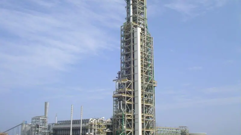Jindal Shadeed Iron & Steel is exploring using green hydrogen to decarbonise its steel manufacturing process. The plant currently uses natural gas as feedstock for its DRI plant (pictured).