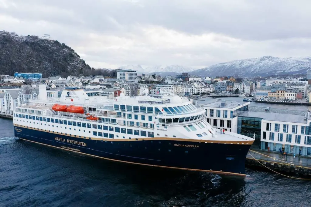 New competition for Hurtigruten AS: Turkish-built Havila Capella is tailored to an initial 10-year operating concession.