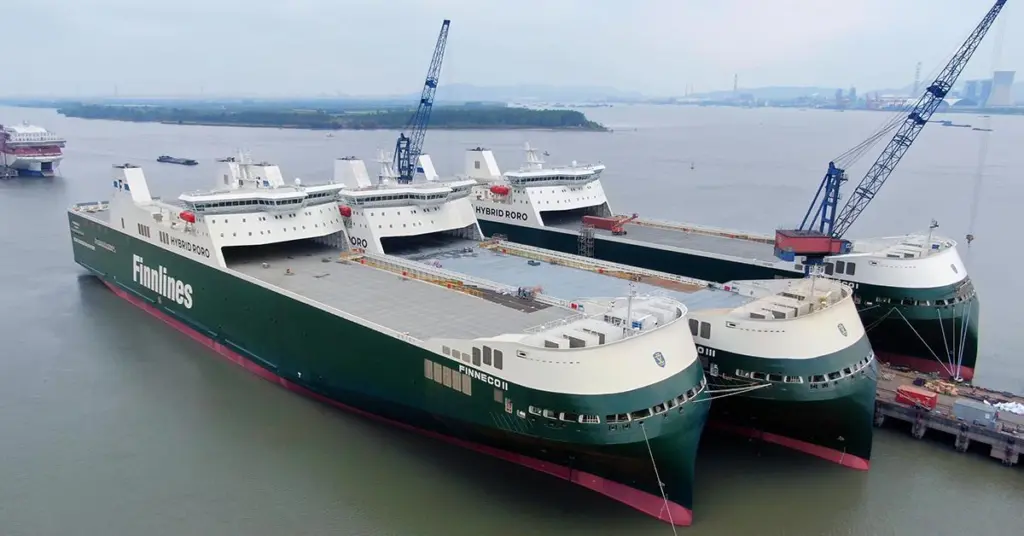 The new hybrid ro-ro offers increased 40% more capacity and a significantly lower environmental footprint than Finnlines existing vessels.