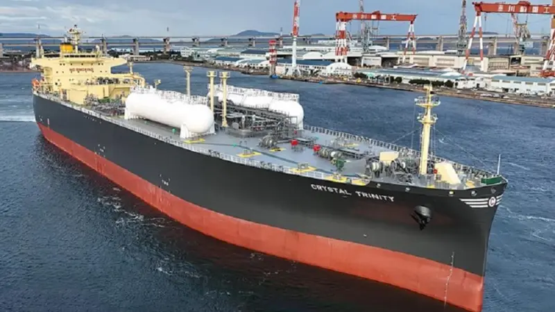 LPG dual-fuel power is now the recurrent theme in VLGC production at Kawasaki’s Sakaide yard, as employed in Crystal Trinity.