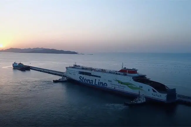 The 239m-long Stena Estelle is the first of two extended E-Flexer vessels to be delivered from CMI Jinling.