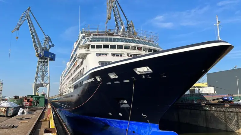 Azamara Onward