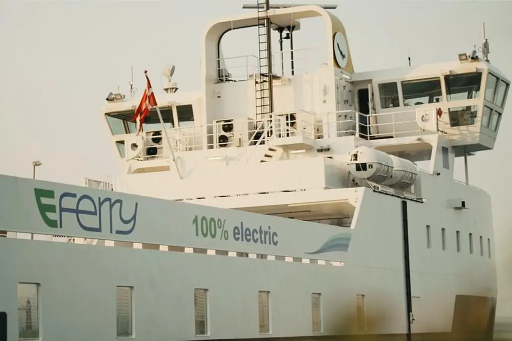The electric ferry Ellen set a new record when she sailed 50 nautical miles (92 kilometres) on a single battery charge