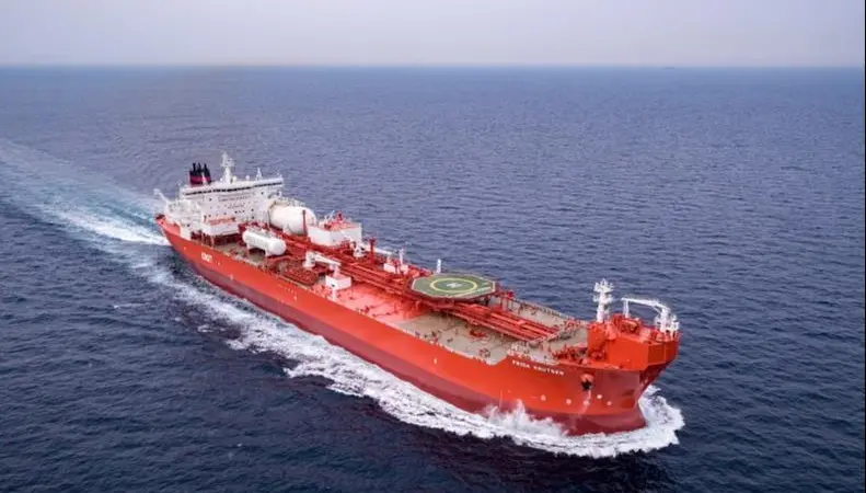 State-of-the-art in offshore tanker technology, the Korean-built Frida Knutsen.