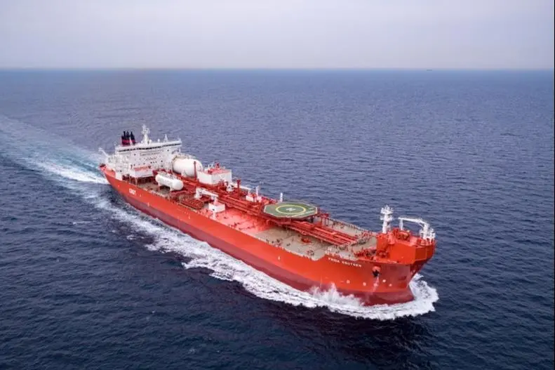 State-of-the-art in offshore tanker technology, the Korean-built Frida Knutsen.