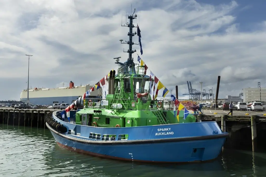 Damen’s first full-electric tug Sparky was handed over to Ports of Auckland in August.