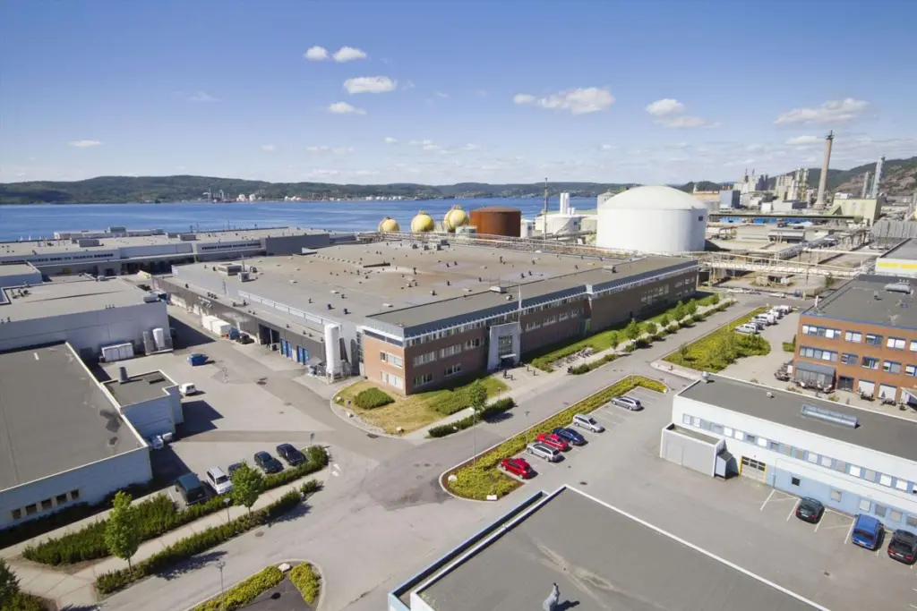 Nel announced plans to build a second, fully automated, production line at Herøya in Norway, doubling its capacity for production of alkaline electrolyser stacks to 1 GW on 11 August.
