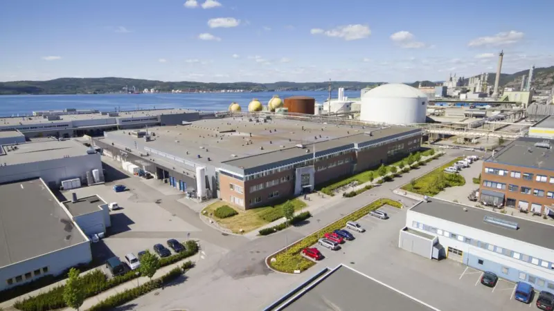 Nel announced plans to build a second, fully automated, production line at Herøya in Norway, doubling its capacity for production of alkaline electrolyser stacks to 1 GW on 11 August.