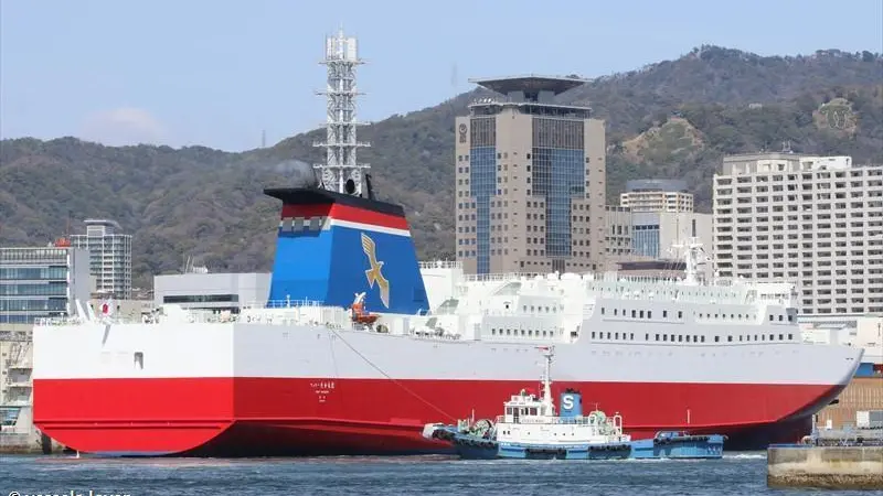 Pielstick medium-speed power has been retained for the Naikai-built Ferry Takachiho.