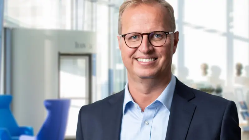 Rolls-Royce Power Systems Dr Jörg Stratmann to become new CEO