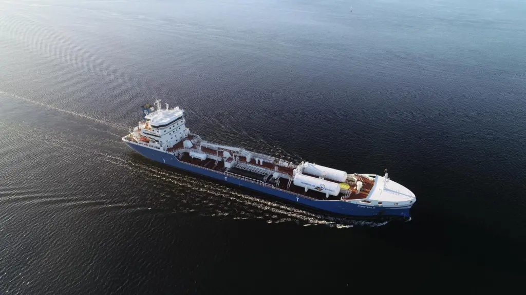 Furetank has signed a contract for two further vessels in the Vinga class of dual-fuel tankers with China Merchants Jinling Shipyard.