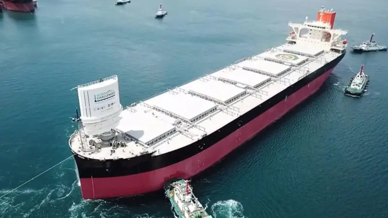 The first MOL vessel to equipped with the hard sail Wind Challenger-solution is scheduled to enter service in October 2022.