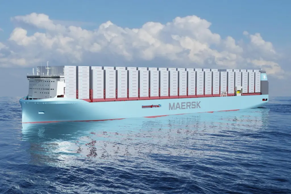 Maersk has placed orders for a further six large container ships with HHI, lifting its orderbook to 19 dual-fuel methanol-fuelled container vessels.