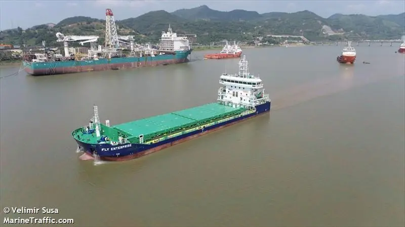 P&O brand on river/coastal trade in Papua New Guinea, the Fly Enterprise.