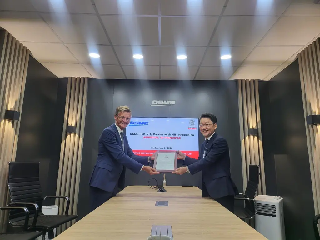 DSME received an Approval in Principle for an 86,000 cbm NH3 Carrier with NH3 Propulsion at Gastech in Milan on 7 September 2022.