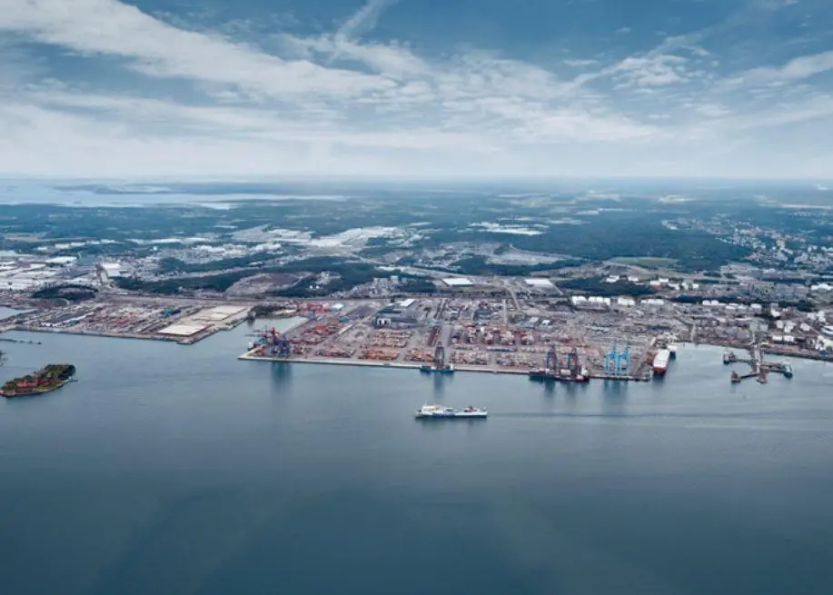 The Port of Gothenburg and the Port of Rotterdam are planning to introduce a Green Corridor to support sustainable shipping between the two ports.