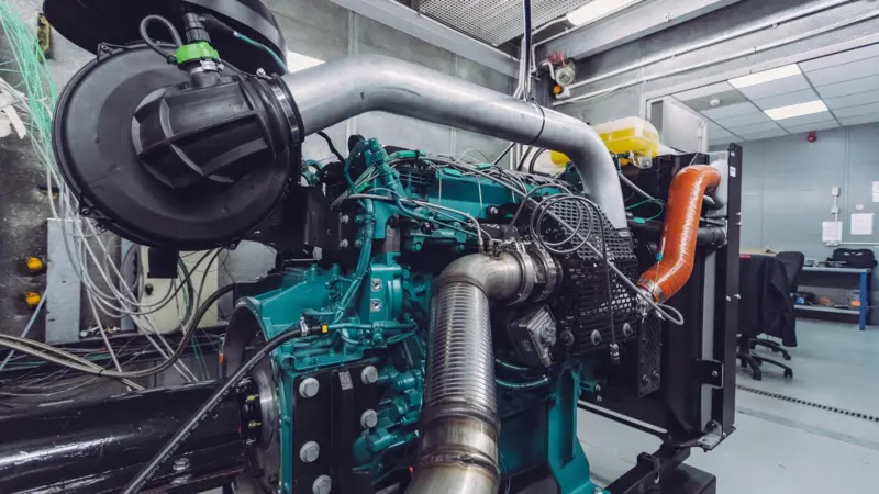 The design and testing of CMB.TECH’s hydrogen-injection system takes place at its Technology and Development Centre in Brentwood, close to London in the UK.