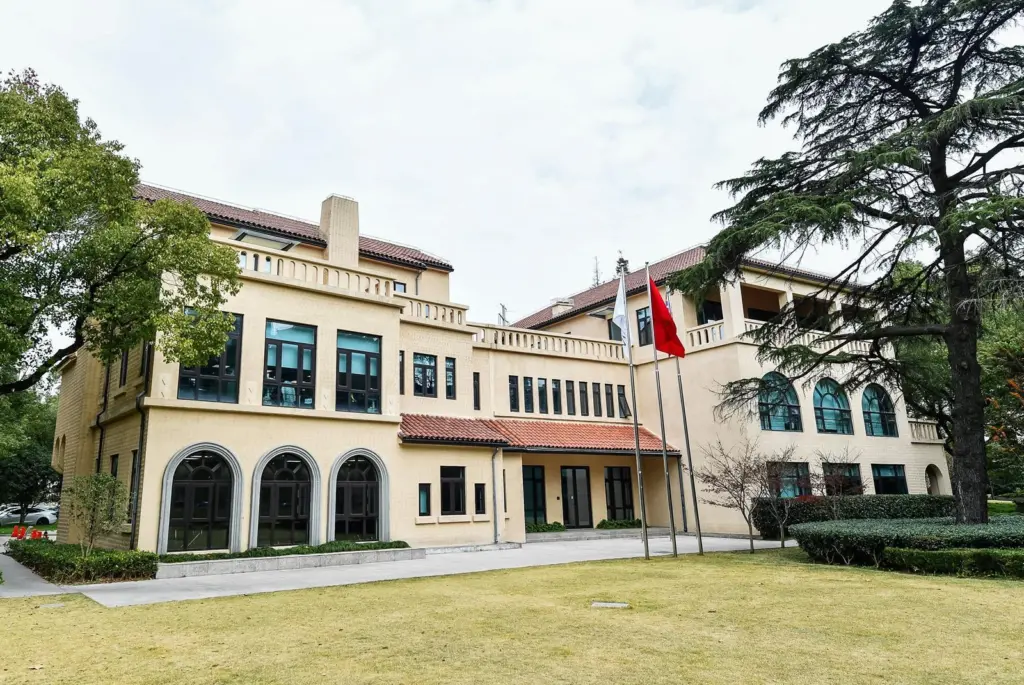 DNV has launched a Shanghai-based Gas Carrier and Alternative Fuels Expert Team to support key stakeholders amid strong growth in the two markets in China.