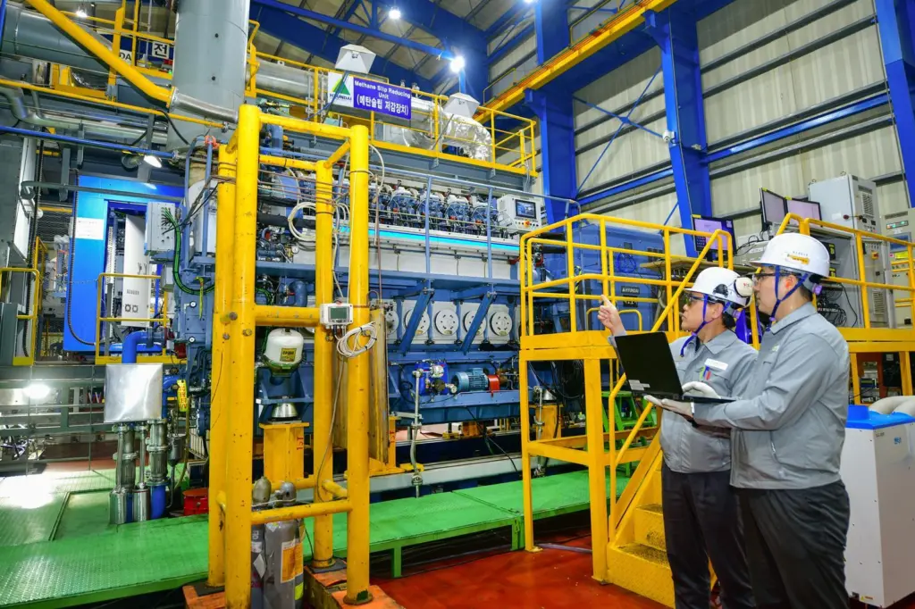 Hyundai Heavy Industries' ‘HiMSEN natural gas-hydrogen mixed fuel engine safety concept’ has obtained approval in principle (AiP).