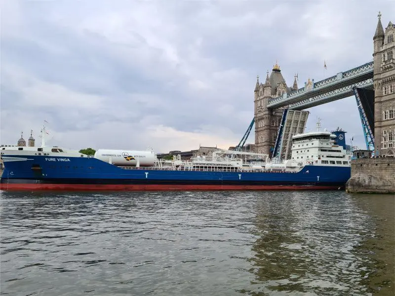 TGE Marine Gas Engineering has signed contracts to supply LNG fuel gas supply systems for nine Vinga-class dual-fuel tankers.