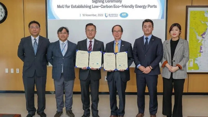 KR and the Ulsan Port Authority signed an agreement to collaborate in the development of methanol bunkering at the port.