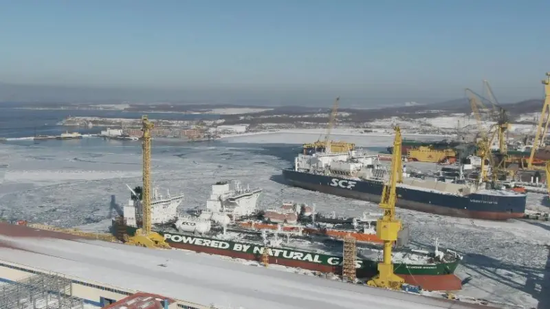 Zvezda Shipbuilding Complex delivered an LNG-fuelled Aframax tanker to Sovcomflot on 29 December 2022.