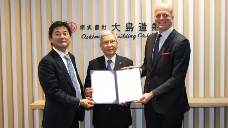 Mr Toyota, General Manager of the Ship & Marine Department of Sumitomo Corporation; Mr Hiraga, President of Oshima Shipbuilding; and Mr Sollied, Country Manager of DNV Japan Maritime.