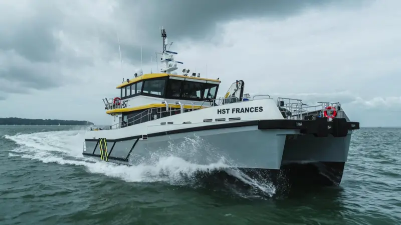 HST Frances crew transfer vessel